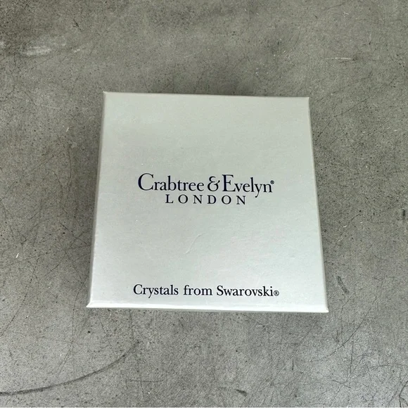 ✨ Swarovski x Crabtree & Evelyn Bracelet | Crystal | Limited Edition | NWOT - Picture 6 of 7